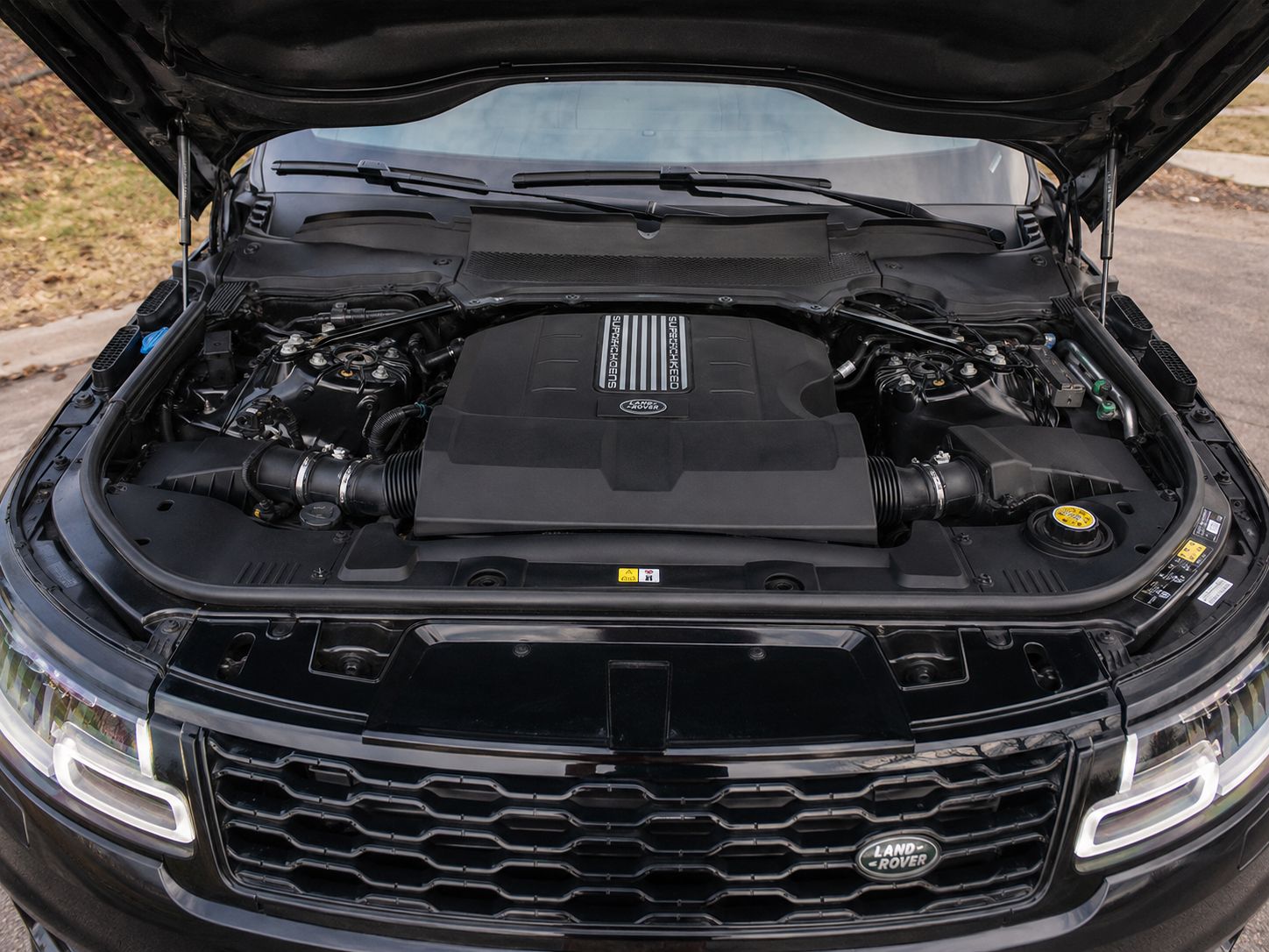 Бензиновый V8 5.0 Land Rover: мощный мотор, который любит внимание